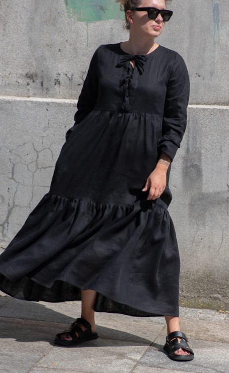 lniana-sukienka-maxi-boho-wiazana-na-troczyki-z-falbanami.jpg